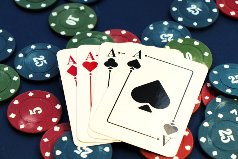 Facing the dealer's ace: blackjack｜Money88