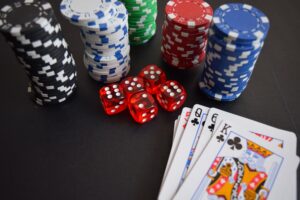 Online Casinos - Why You Should Play Live Casinos｜Money88